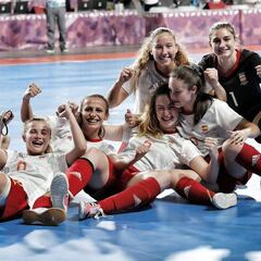 España goleó a Bolivia para colgarse la medalla de bronce