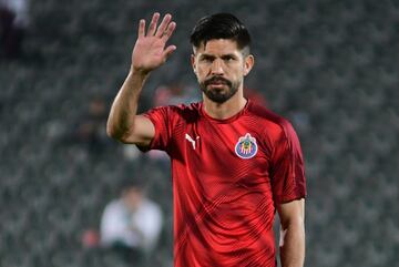 El campeón olímpico juega actualmente con Chivas de Guadalajara.