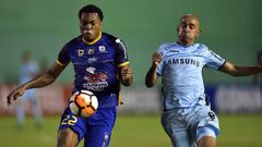 Delfín y Bolivar igualan y no se escapan de Colo Colo en la Copa