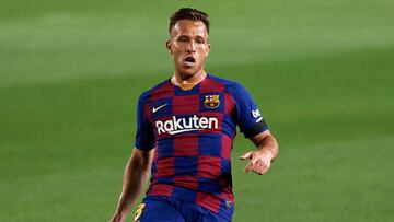 Barcelona outcast Arthur caught drink driving after Ferrari crash