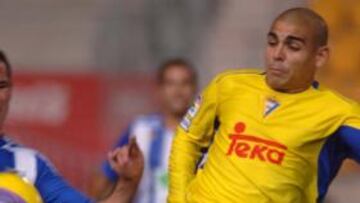 <b>PASADO CADISTA. </b>Bezares jugó cinco temporadas en Cádiz.