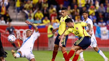 Colombia�s James Rodriguez (R) scores his goal during the international friendly football match between Colombia and Guatemala at Red Bull Arena in Harrison, New Jersey, on September 24, 2022. (Photo by Andres Kudacki / AFP)