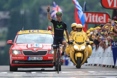 Rui Costa repite victoria y Froome solo sufre un kilómetro