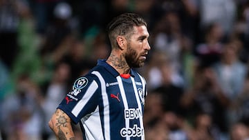 Sergio Ramos antes de cobrar el penalti.