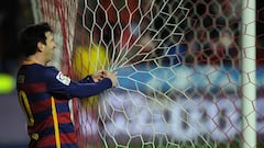 Leo Messi celebrates a goal against Sporting. 