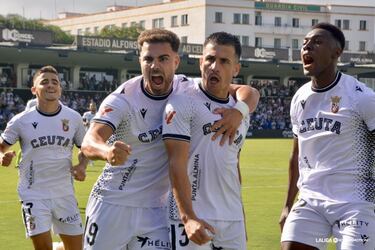 El Almería desafía la ola de euforia del Ceuta