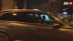 El equipo celebra el triunfo en el Clásico y Bale a lo suyo: otra salida polémica del Bernabéu