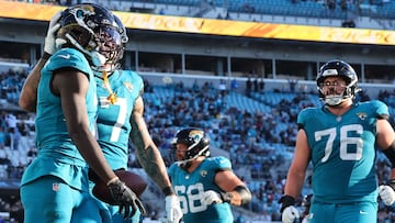 A strong fourth quarter from the Jags allows them to leapfrog the Titans at the bottom of AFC South.