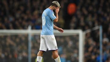 Manchester City's Argentinian striker Sergio Aguero gestures as he leaves the pitch after appearing to pick up an injury during the English Premier League football match between Manchester City and Chelsea at the Etihad Stadium in Manchester, north w