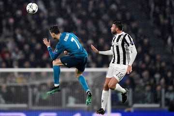 Cristiano Ronaldo y Barzagli.