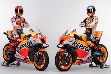 La Honda RC213V con la que Márquez y Pol Espargaró, una moto que estrena decoración y profundos cambios internos para luchar por las victorias. 
