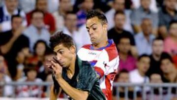 <b>DEBUT HIST?RICO. </b>Vadillo ya es el jugador m¨¢s joven en debutar con el Betis en Primera (16 a?os).