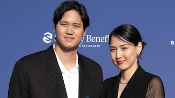 The Japanese player for the Los Angeles Dodgers made the announcement through a post on his Instagram account.