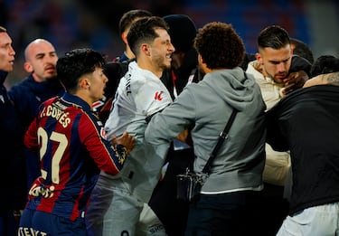 Cömert, a sus compañeros: “Me he equivocado”