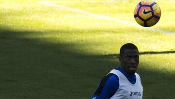 Diop entrenándose.