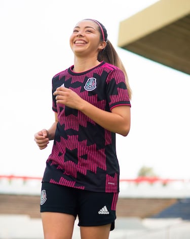 Adidas presenta la nueva playera de la Selección Mexicana