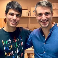 Carlos Alcaraz mejora de su lesión y podría volver en Indian Wells