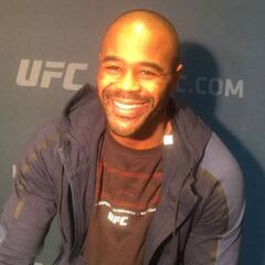 Rashad Evans busca una victoria que no consigue desde 2013