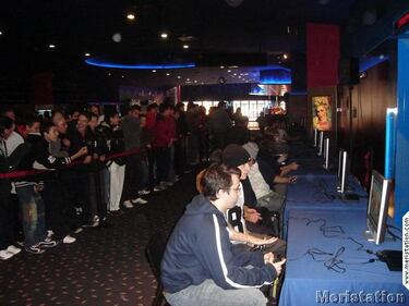 Dragonball-maníacos de toda España acuden al primer torneo oficial de Budokai Tenkaichi 2