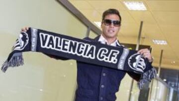 Vargas: "Quiero estar listo para el partido ante el Barcelona"