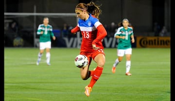 Estas son algunas de las playeras más bonitas de USA Femenil a lo largo de su historia, entre ellas está el jersey con la que ganaron el Campeonato Mundial de Canadá 2015.