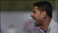 El entrenador del Real Oviedo, Fernando Hierro.