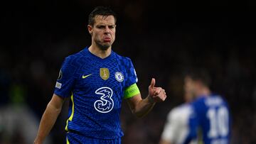 Soccer Football - Champions League - Quarter Final - First Leg - Chelsea v Real Madrid - Stamford Bridge, London, Britain - April 6, 2022 Chelsea's Cesar Azpilicueta reacts REUTERS/Tony Obrien