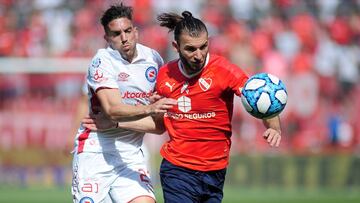 Argentinos puntero con Boca