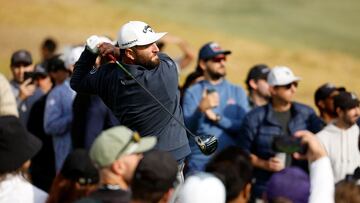 Jon Rahm avanza viento en popa hacia el número uno