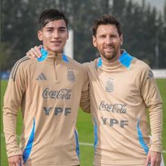 Pudo jugar para Chile, pero eligió a Argentina: “Lo queremos mucho, tiene una calidad extraordinaria”