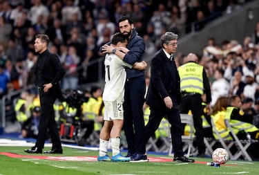 El sofá gris cambia a Brahim