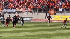 ¡Una vergüenza más!: la batalla campal que se produjo en la cancha tras el título de Cobreloa
