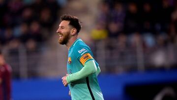 Messi sonríe en Eibar.