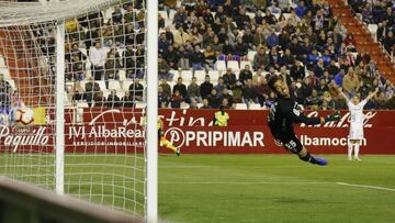 El Tenerife sigue con su maldición a domicilio