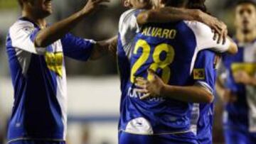 <b>FELICIDAD. </b>Los jóvenes pericos (Javi Márquez, Manu Molina y Álvaro) celebraron el triunfo perico.