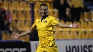 Un doblete de David Rodríguez da la victoria al Alcorcón