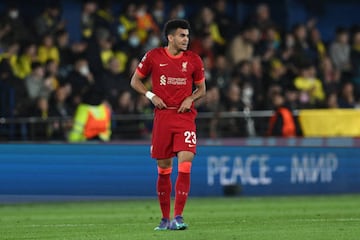 El extremo colombiano anotó en la victoria 2-3 de Liverpool ante Villarreal y fue la gran figura de la clasificación a la final de la Champions League. 