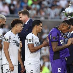 Tigres tiene en la mira a mediocampista campeón de la Copa Libertadores