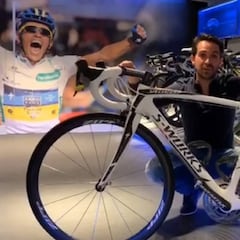 Contador subasta su bicicleta del Giro 2011 para ayudar a Cruz Roja