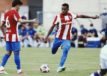 Uno de los fichajes del curso, llegado desde Fluminense después de acabar contrato con el club brasileño y apuntando maneras como apuesta de futuro. Pero, a sus 20 años tenía pocas opciones de sumar minutos, por lo que se ha marchado al Famalicao portugués para tener su primera experiencia europea. Un país en el que representa a las categorías inferiores y por lo que tiene pasaporte comunitario. A sus 20 años destaca por su desborde, regate y visión de juego y desde su llegada se ha hecho con un hueco en los onces de Ivo Vieira.  