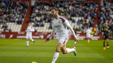 Higinio, durante un partido con el Albacete.