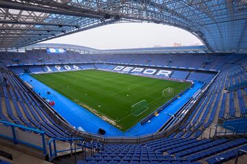 Capacidad en 2030: 48.015. Ronda máxima que puede albergar en el Mundial: Octavos de final. Mayor evento acogido: Mundial 1982, semifinales Champions 2004... Propietario: Concello de A Coruña.