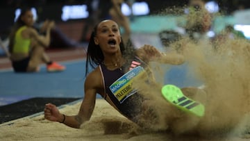 Una imponente Ana Peleteiro encandila en su versión 2.0