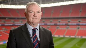 Greg Clarke, nuevo presidente de la FA, en Wembley.