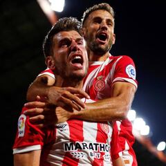 Un doblete de Stuani doblega la insistencia de Iago Aspas