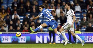 Marcó su único hat-trick al Real Madrid, fue en el Bernabéu el 6 de enero de 2013. Al final el partido acabó 4-3.