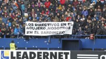 Los aficionados de Osasuna exhibieron esta pancarta en el partido frente al Alcorcón.