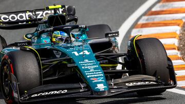 Fernando Alonso, con el Aston Martin AMR23 en Zandvoort.