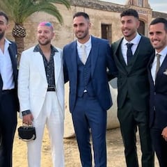 Borja Iglesias y Ruibal denuncian insultos homófobos por llevar un bolso