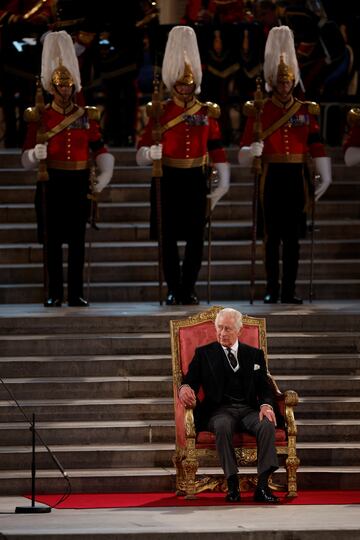 Carlos III se dirigirá este lunes por primera vez al Parlamento británico tras el fallecimiento de la reina Isabel II.